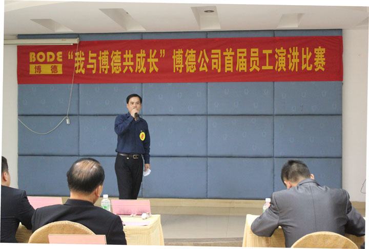 8号选手：成品仓梁雁青《服务》_1.jpg
